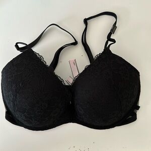 NWT Victoria’s Secret Padded Lace Wireless Bra
